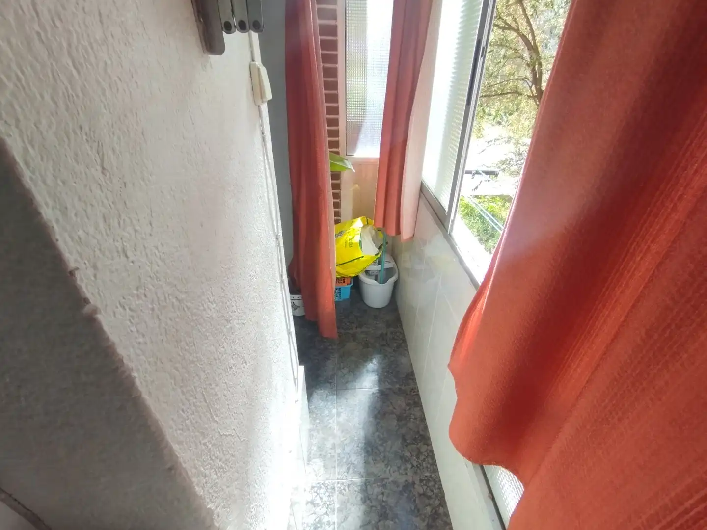 Terrasse von Wohnung zum Verkauf in Zaragoza mit Heizung, Terrasse und Möbliert