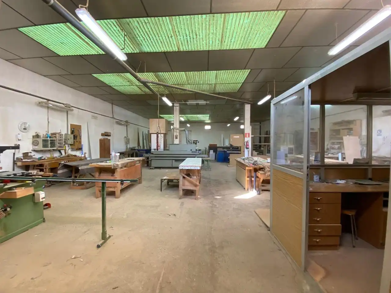 Nau industrial en venda a Calle La Veguina 43 24191 San Andres Del Rabanedo