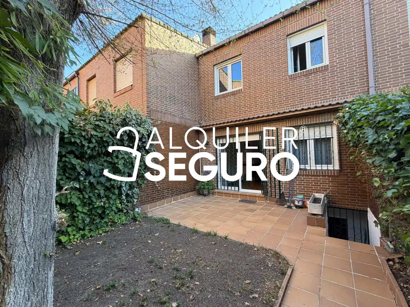 Exterior view of Houses for rent in Majadahonda  with Heating, Terrace and Swimming Pool