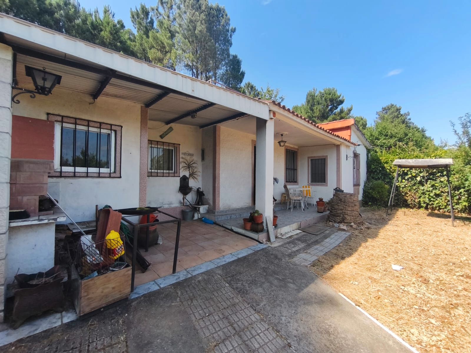 Vista exterior de Casa o xalet en venda en Barbadás amb Terrassa, Forn i Rentadora