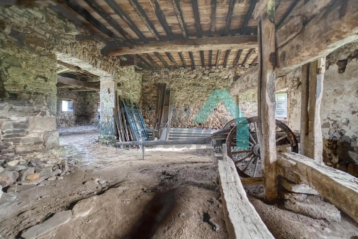 Casa o xalet en venda a Llamas, Salas