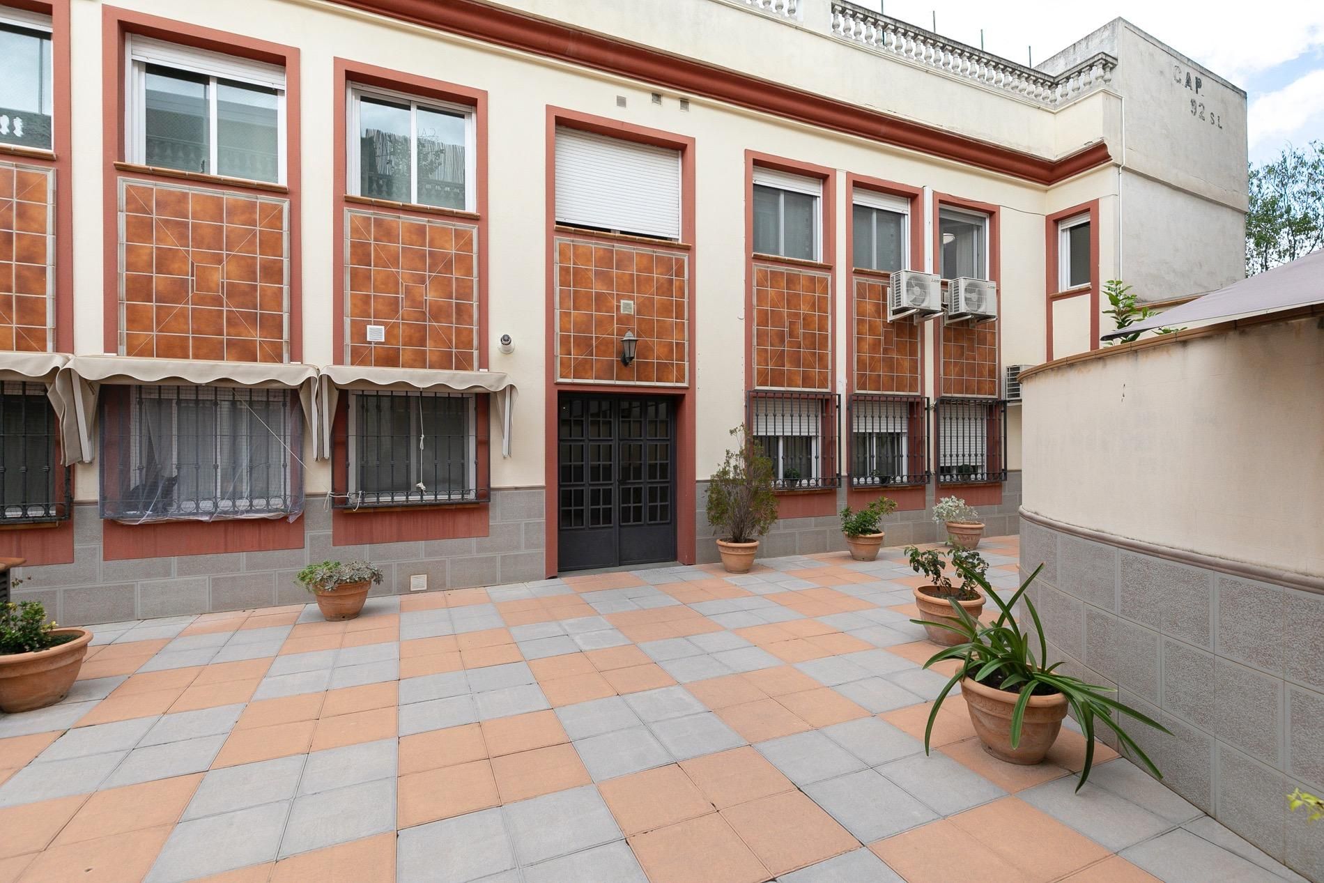 Vista exterior de Pis en venda en Peligros amb Aire condicionat, Calefacció i Terrassa