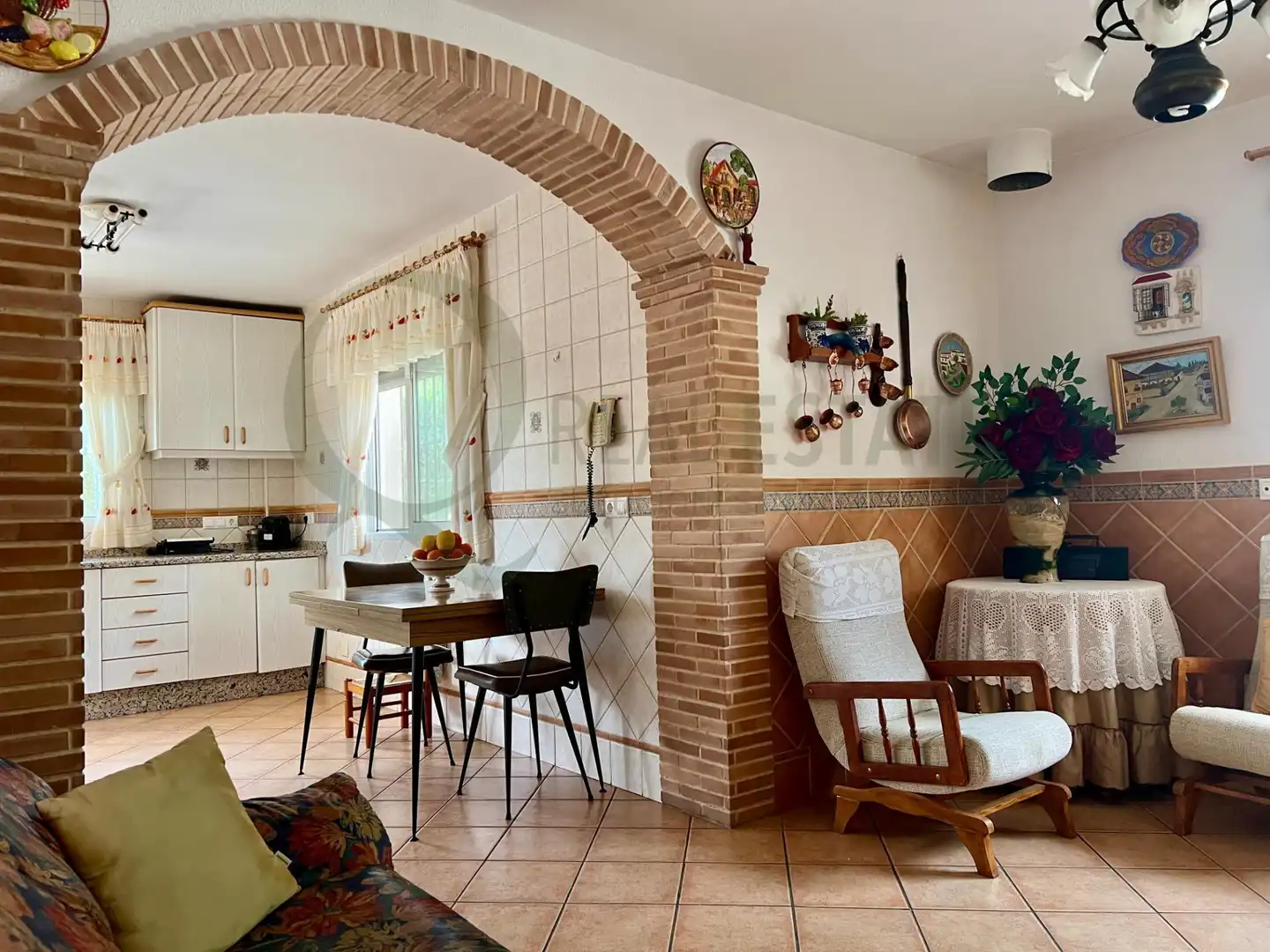 Cuina de Casa o xalet en venda en Alicante / Alacant amb Jardí privat, Terrassa i Traster