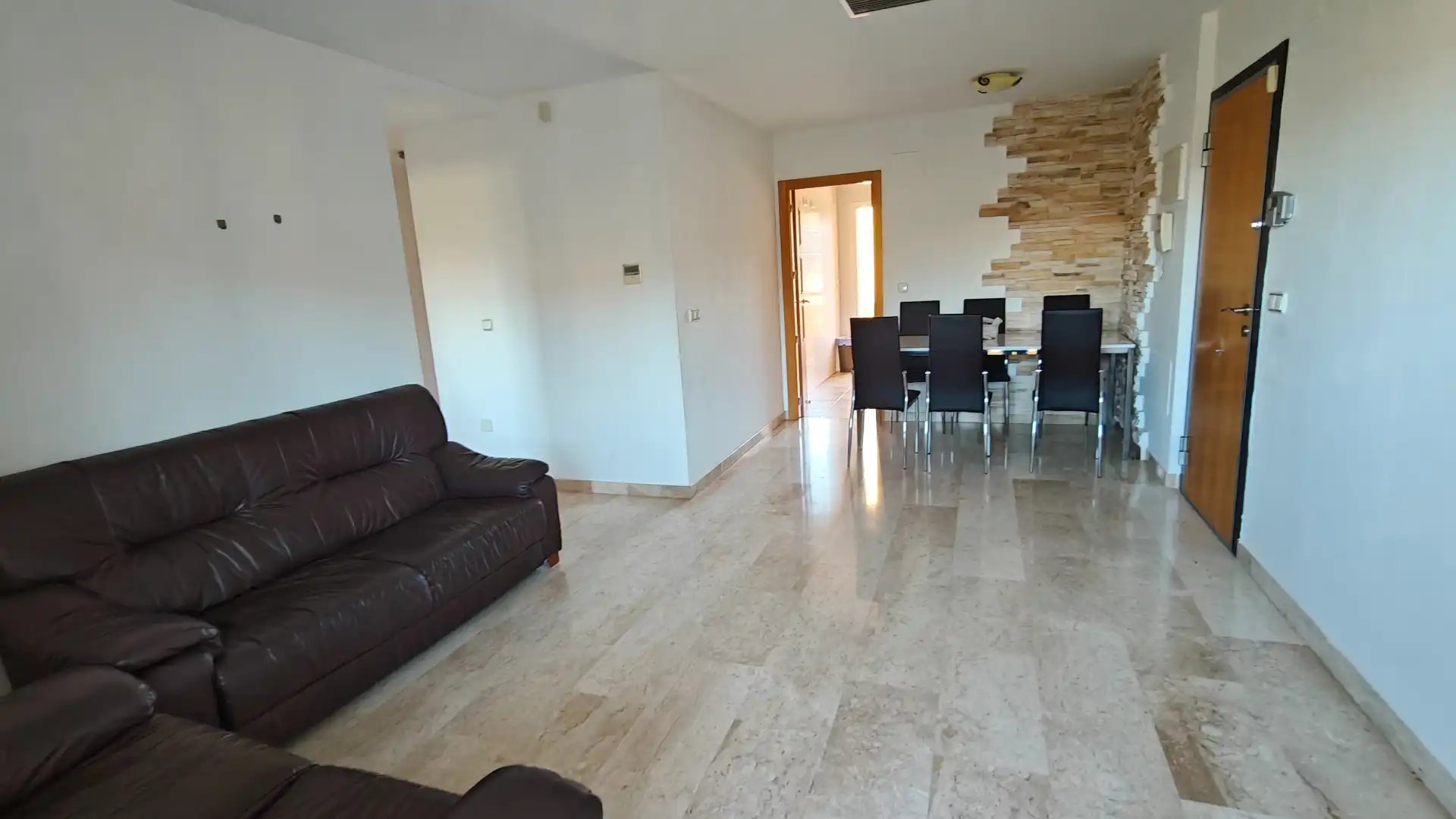 Apartament amb terrassa en venda a Calle Alcacil