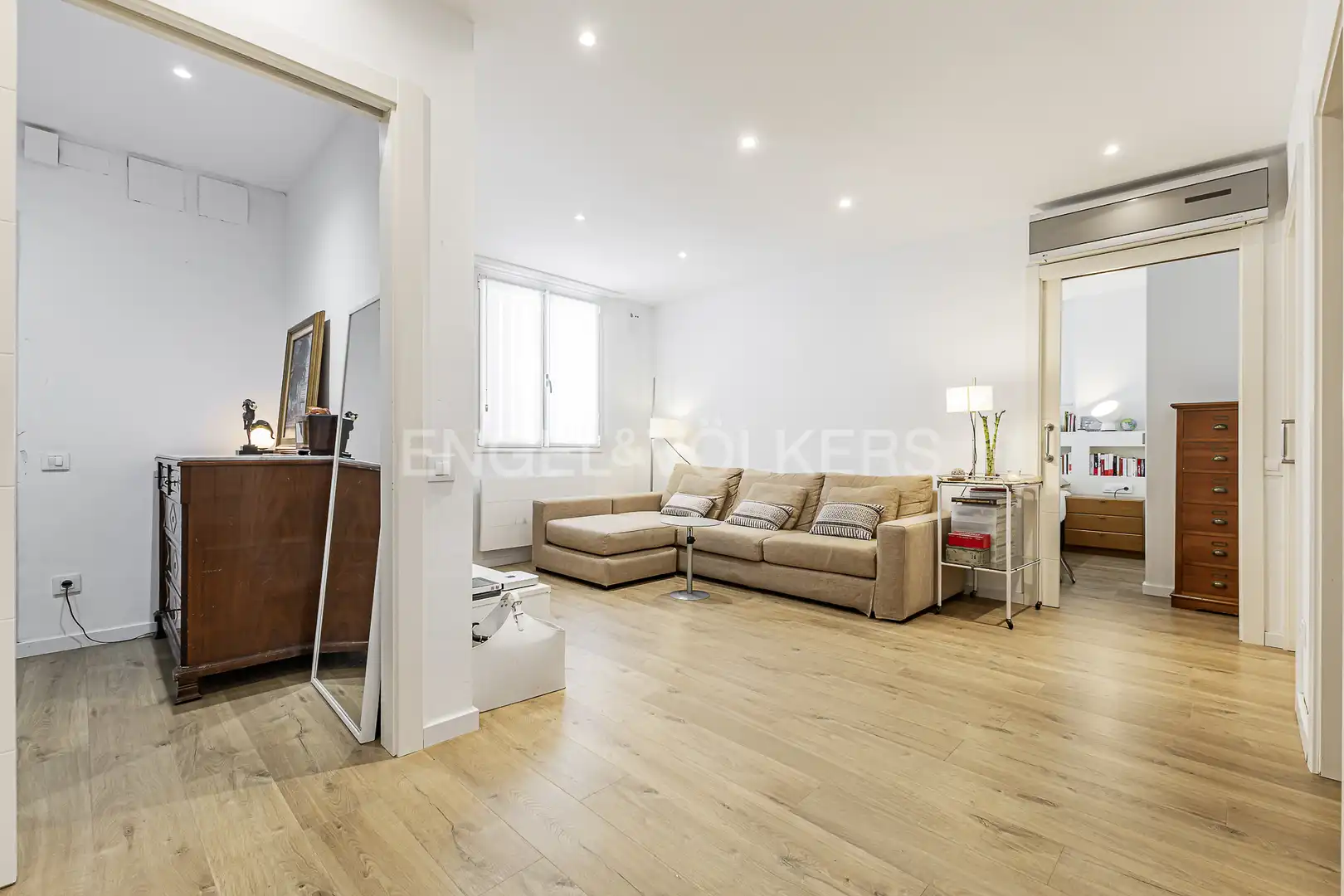 Sala de estar de Piso en venta en Barcelona con Aire acondicionado, Calefacción y Parquet