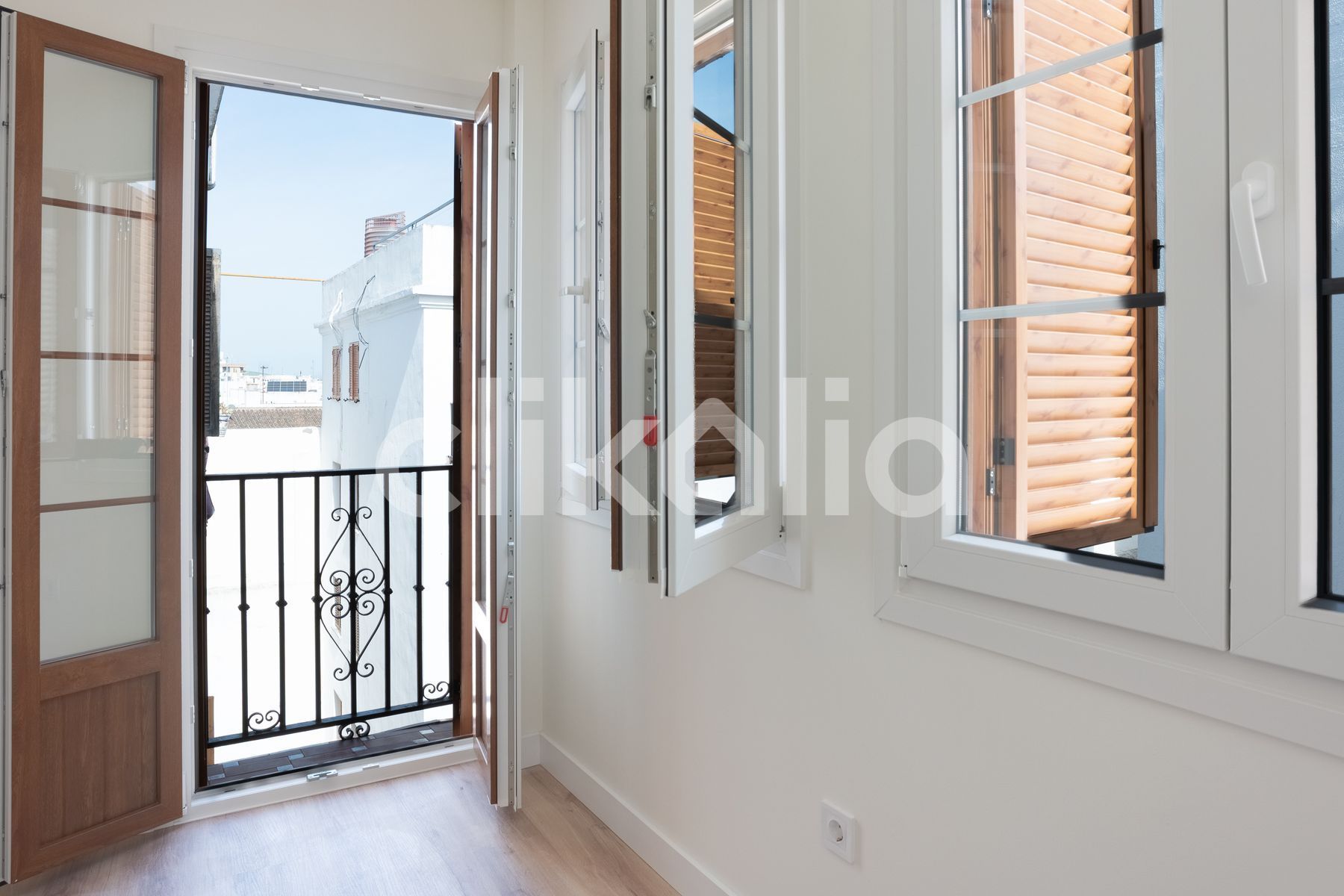 Habitación de Piso en venta en  Sevilla Capital con Aire acondicionado, Jardín privado y Terraza
