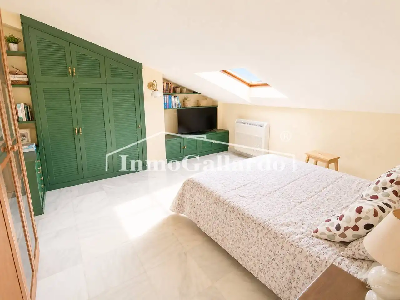 Casa adosada en venta en Málaga con Aire acondicionado, Terraza y Piscina comunitaria