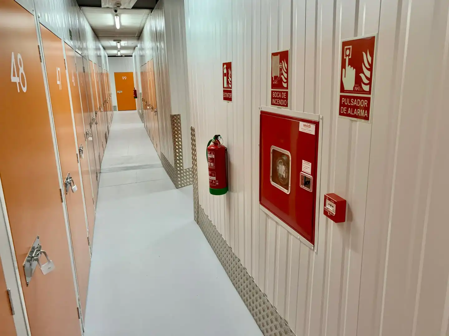Traster de lloguer en Sevilla amb Alarma