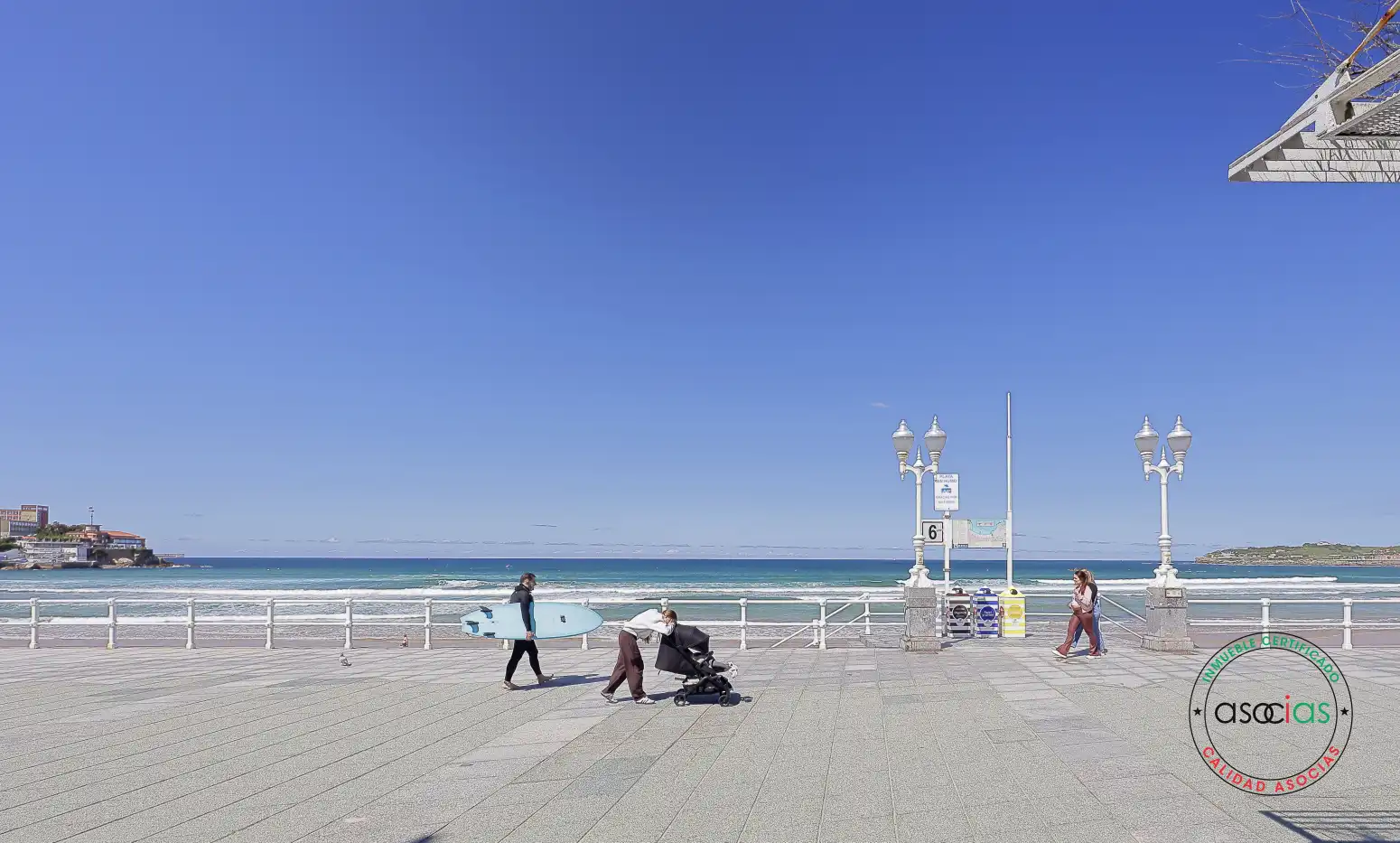 Vista exterior de Piso en venta en Gijón  con Calefacción, Terraza y Balcón