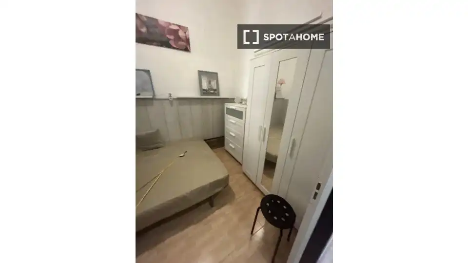 Room in Arenales - Lugo - Avda. Marítima