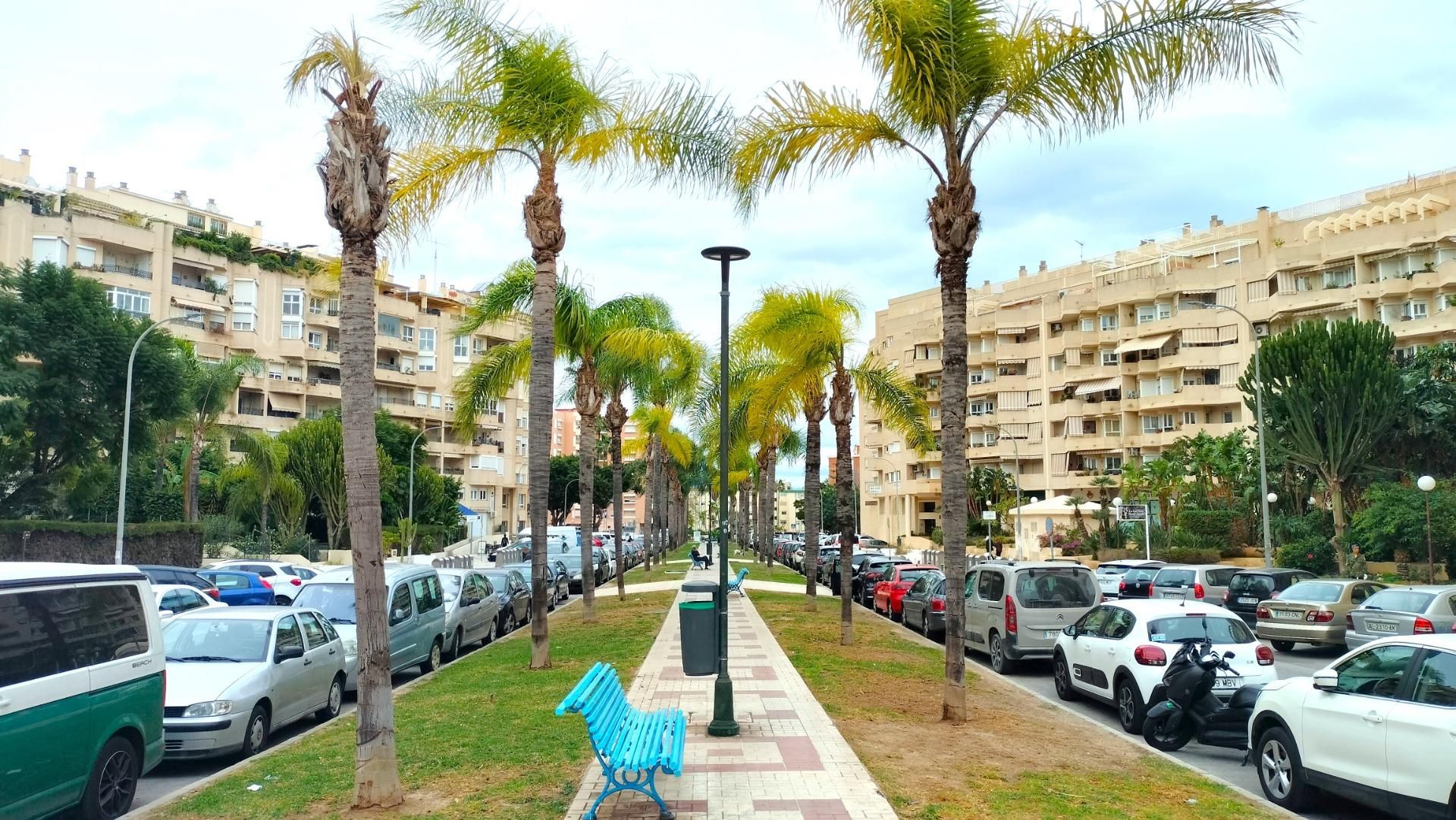 Vista exterior de Pis en venda en Torremolinos amb Aire condicionat, Jardí privat i Terrassa
