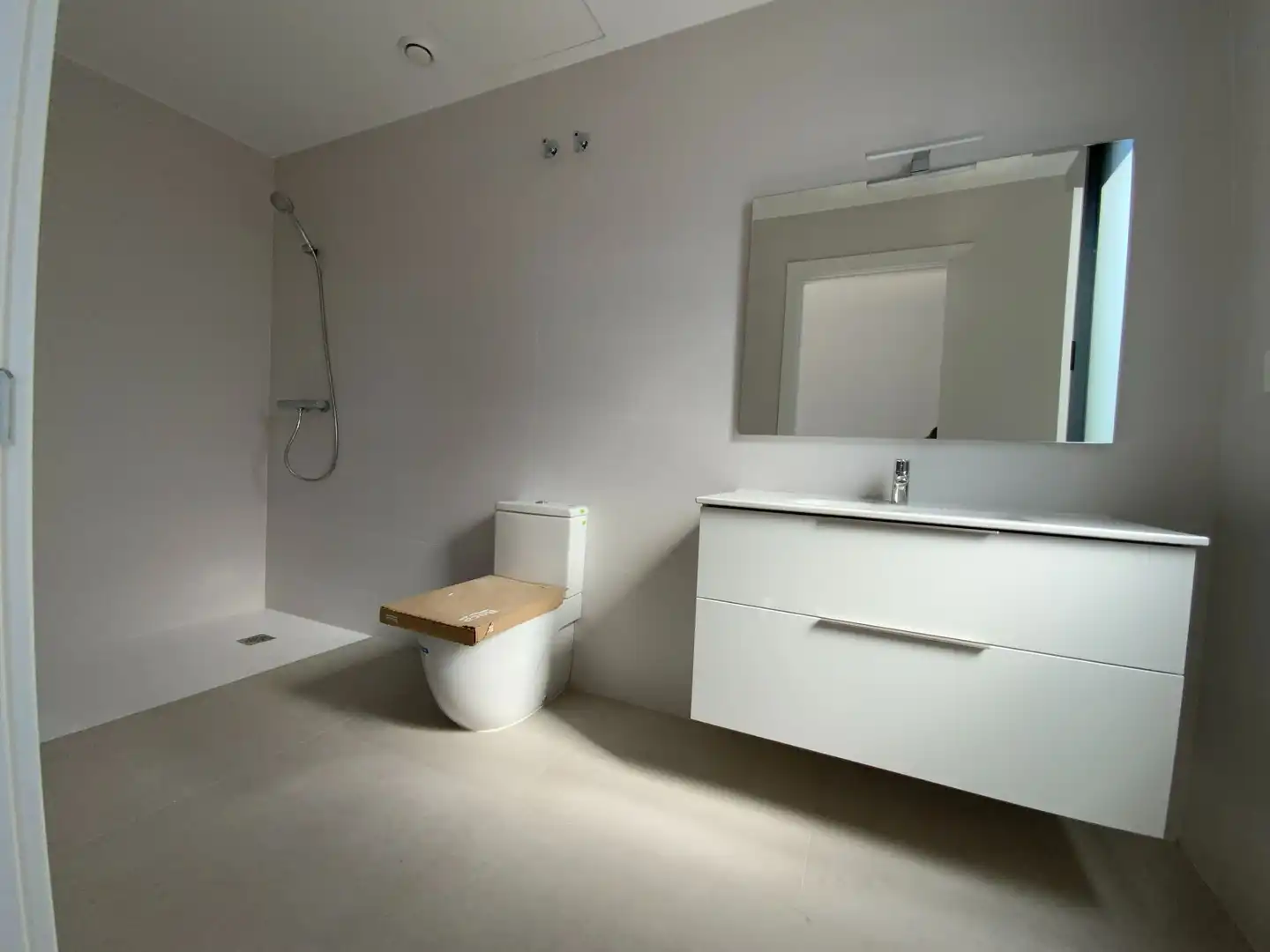 Baño de Casa o chalet en venta en Mataró con Aire acondicionado, Calefacción y Jardín privado