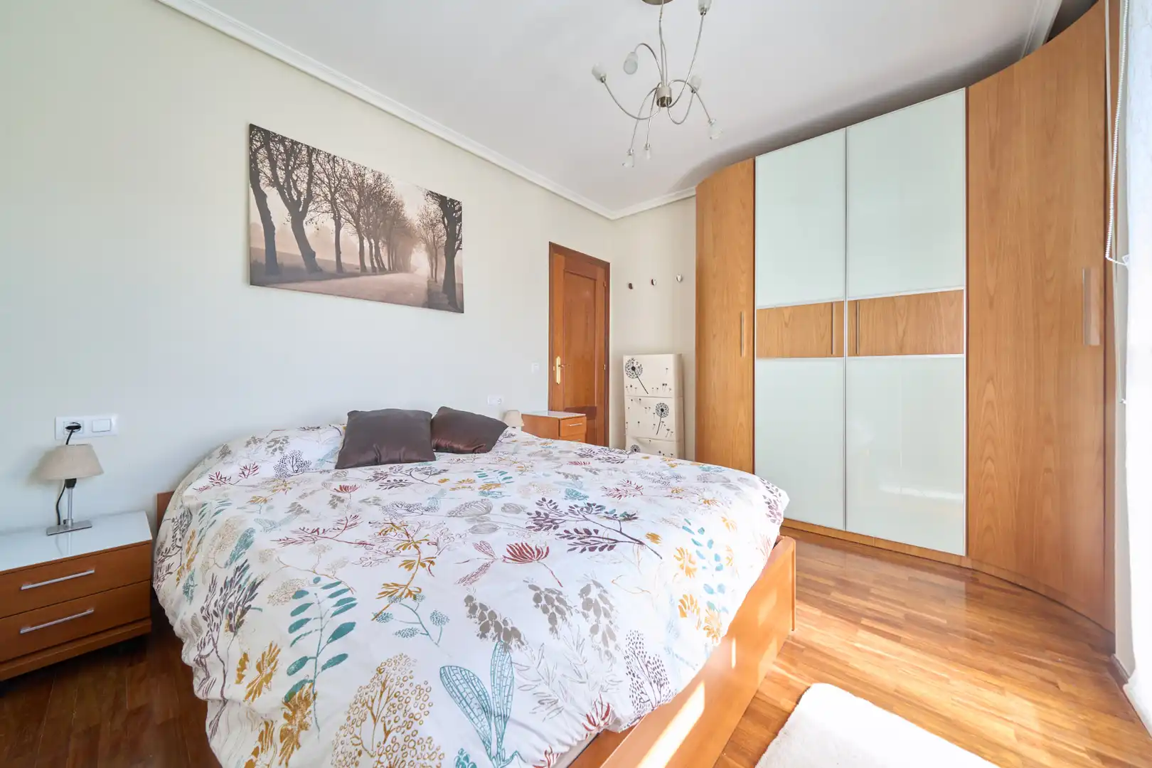 Habitación de Dúplex en venta en Vitoria - Gasteiz con Terraza, Trastero y Amueblado