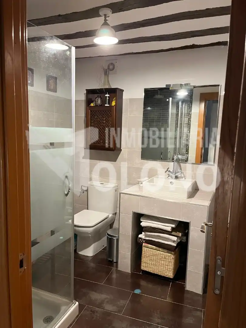 Bany de Casa o xalet en venda en Sajazarra amb Calefacció, Terrassa i Forn