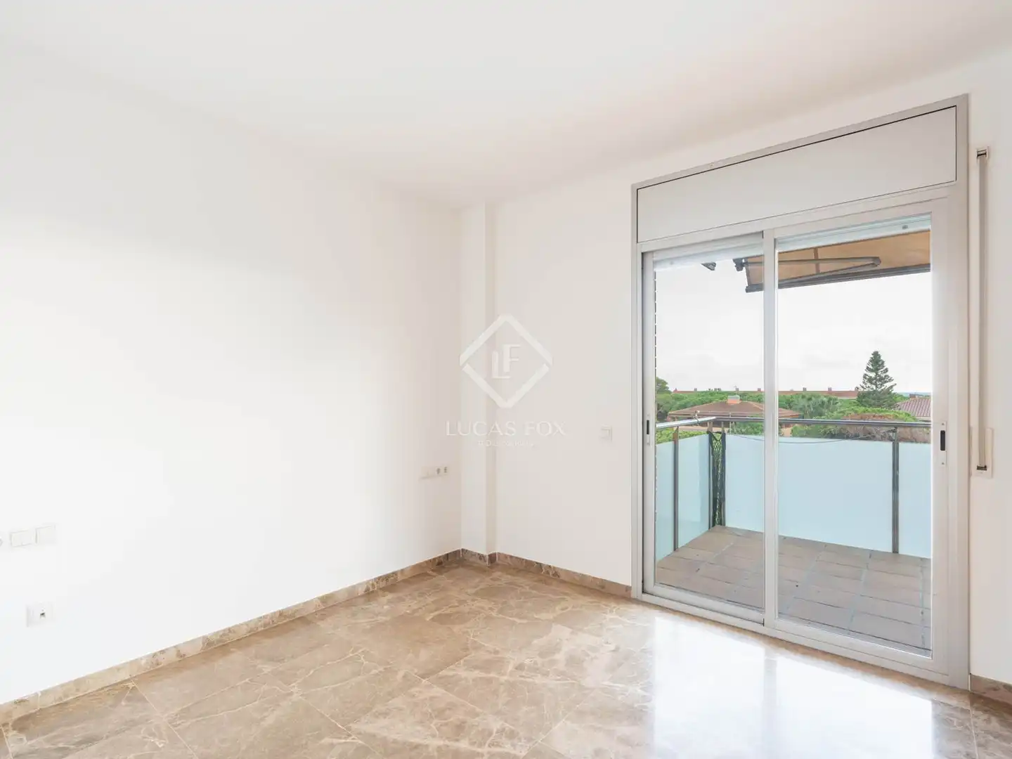 Attic for sale in Gavà  with Air Conditioner, Private garden and Terrace
