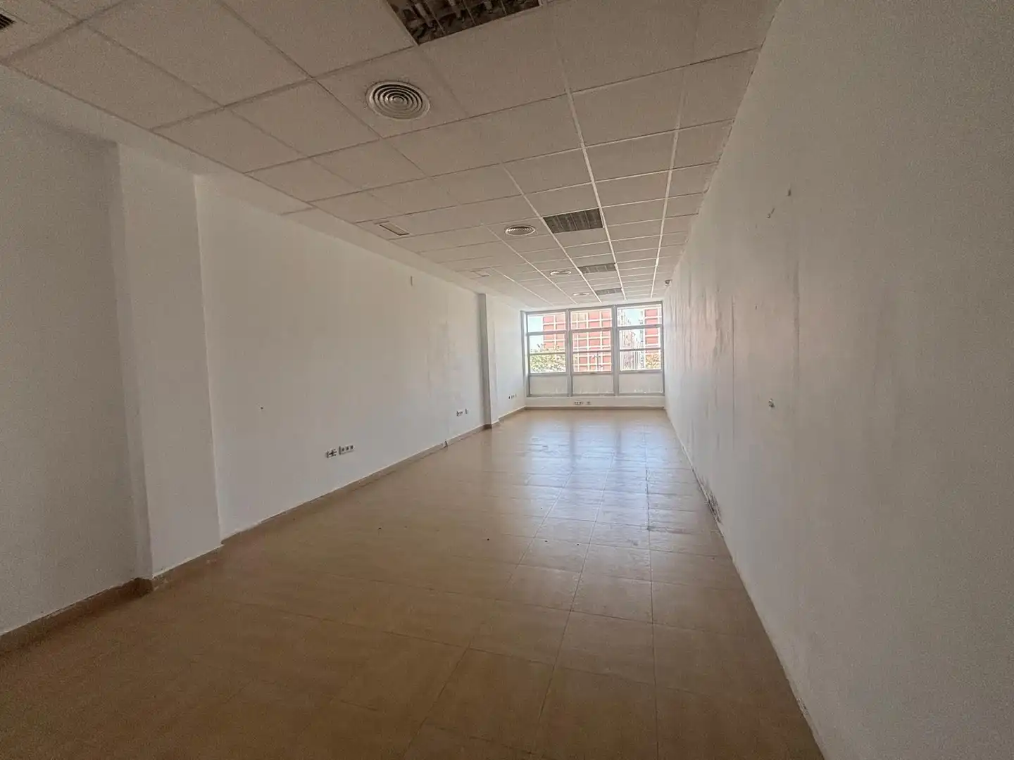 Commercial properties for sale in Cádiz