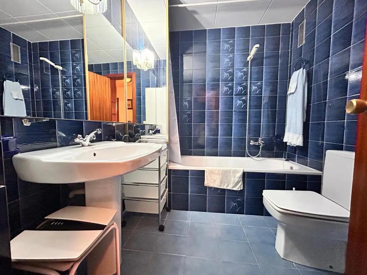 Bathroom of Flat for sale in Mataró  with Air Conditioner and Terrace