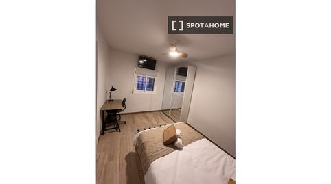 Foto 2 de Habitació a Diagonal - Colomeres, Gavà