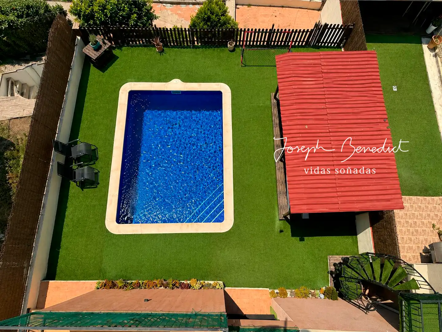 Piscina de Casa o xalet en venda en Calafell amb Aire condicionat, Calefacció i Jardí privat