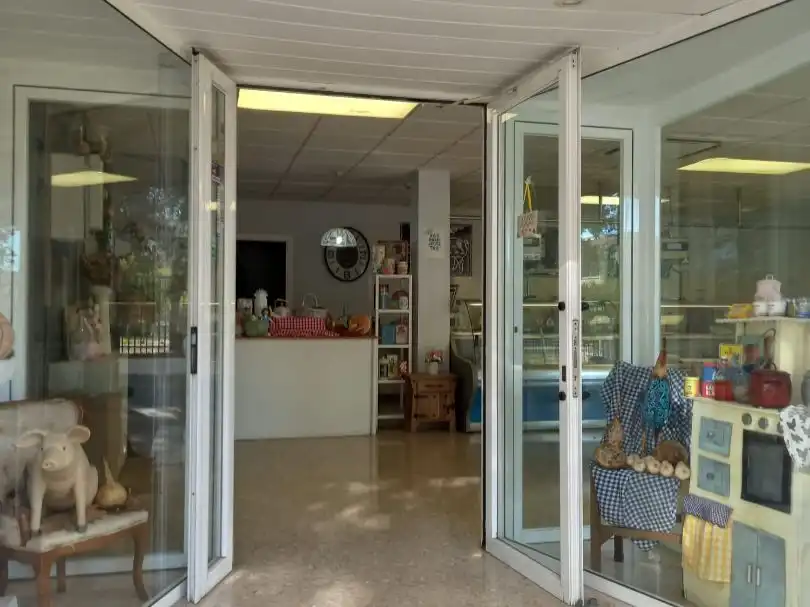 Local comercial en venda a Dr. Zamenhof 22