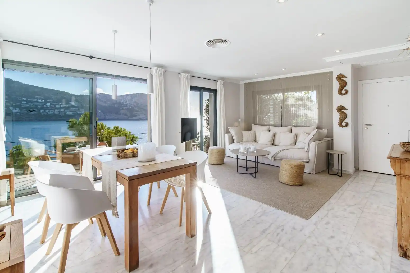Wohnzimmer von Wohnung zum Verkauf in Andratx mit Klimaanlage, Heizung und Terrasse