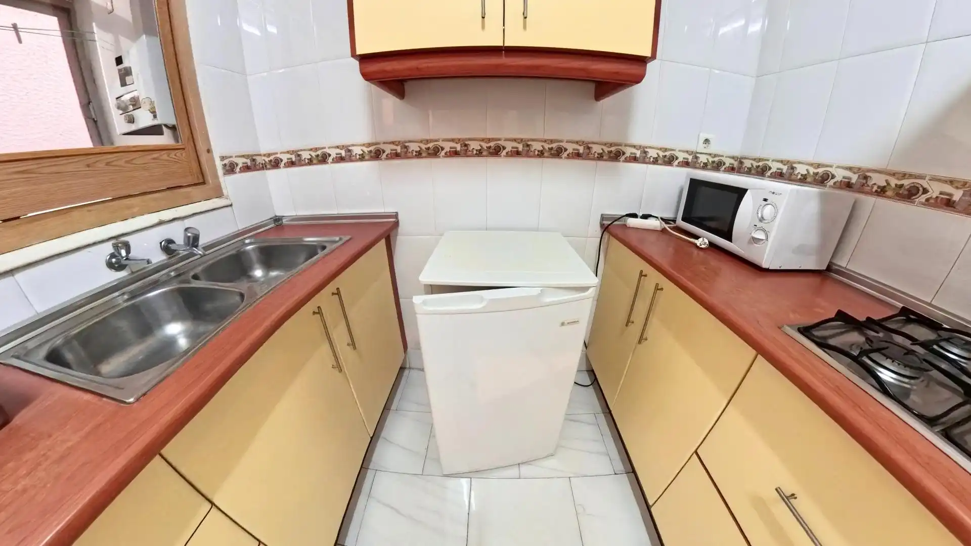Wohnung zur Miete in Avenida DE ANDALUCES, Pajaritos