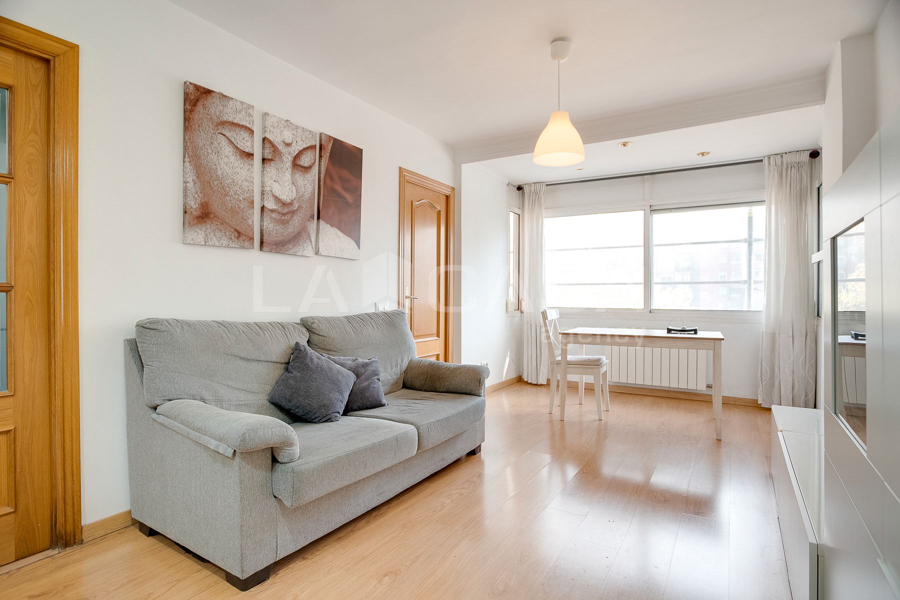 Living room of Flat for sale in  Barcelona Capital