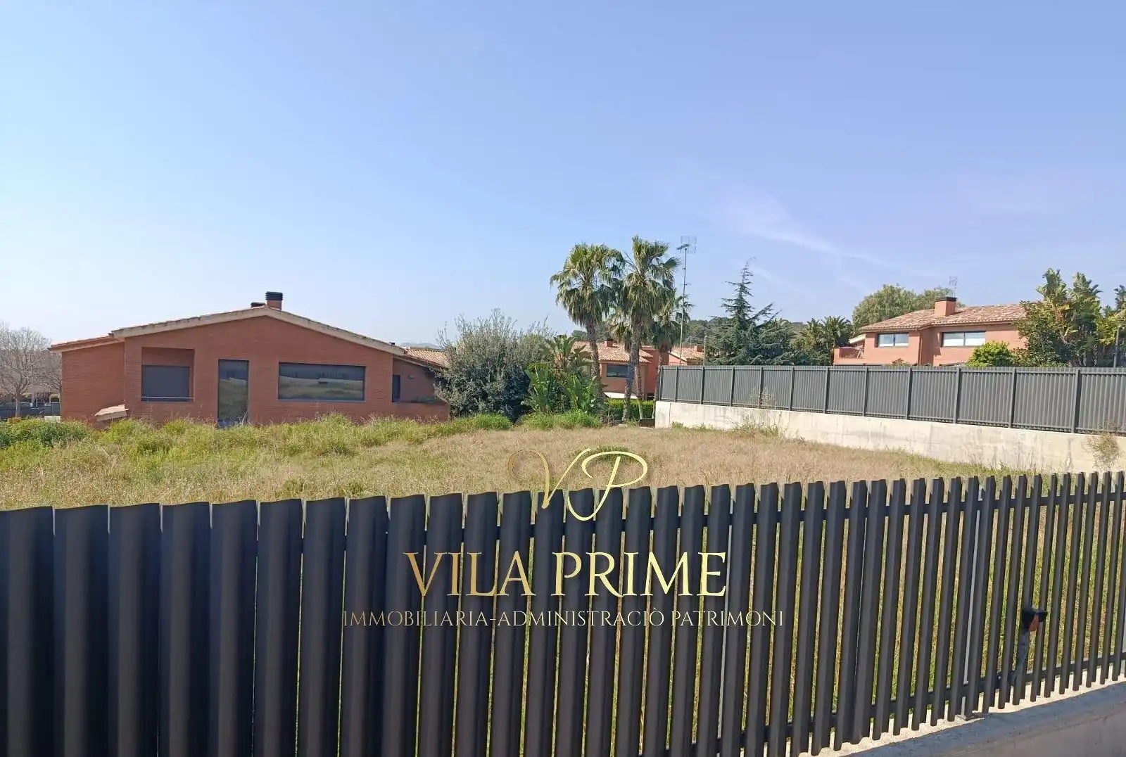 Terreny residencial en venda a Cinc Sènies