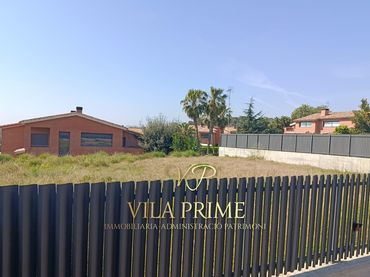 Terreny residencial en venda a Cinc Sènies