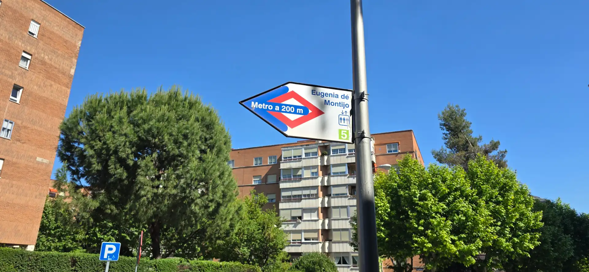 Exterior view of Flat for sale in Madrid  with Heating, Private garden and Terrace