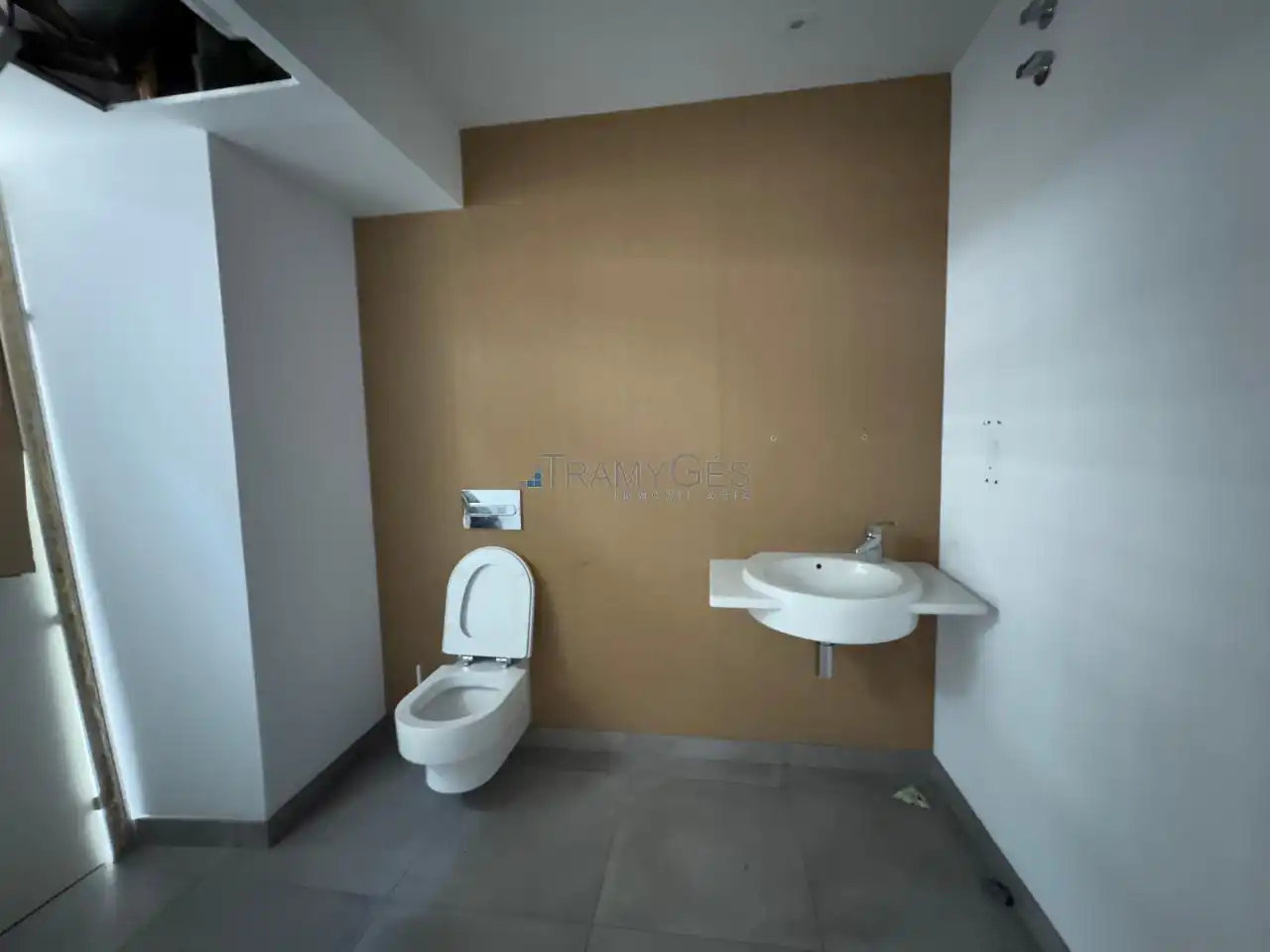 Baño de Edificio en venta en Pontevedra Capital 