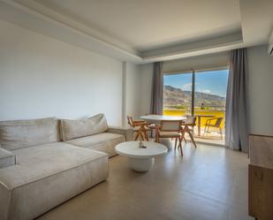 Sala d'estar de Apartament de lloguer en Marbella amb Aire condicionat, Calefacció i Terrassa