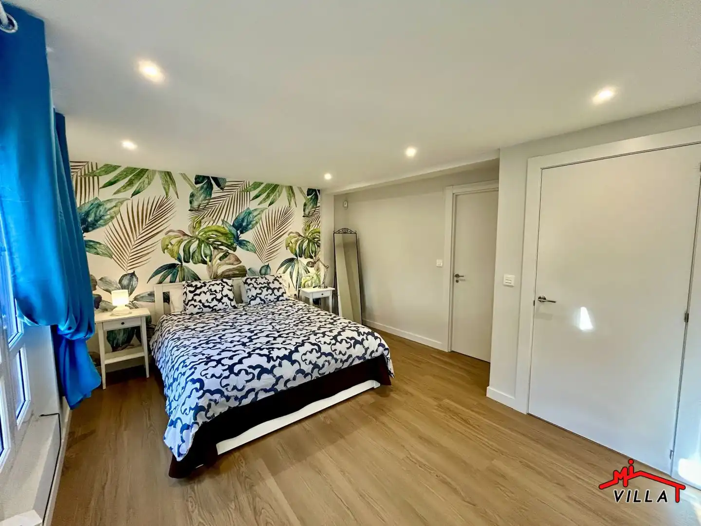 Bedroom of Flat for sale in Laredo  with Heating, Parquet flooring and Balcony