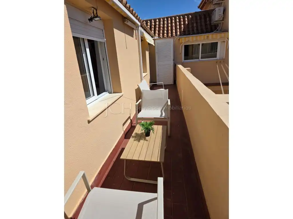Terrassa de Àtic de lloguer en Fuengirola amb Aire condicionat i Moblat