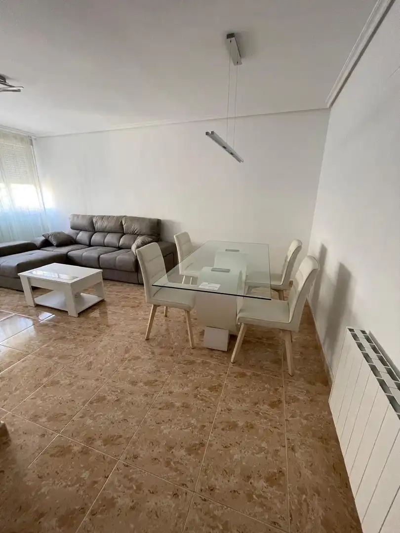 Apartament amb ascensor de lloguer a Casco Antiguo, imagen 3