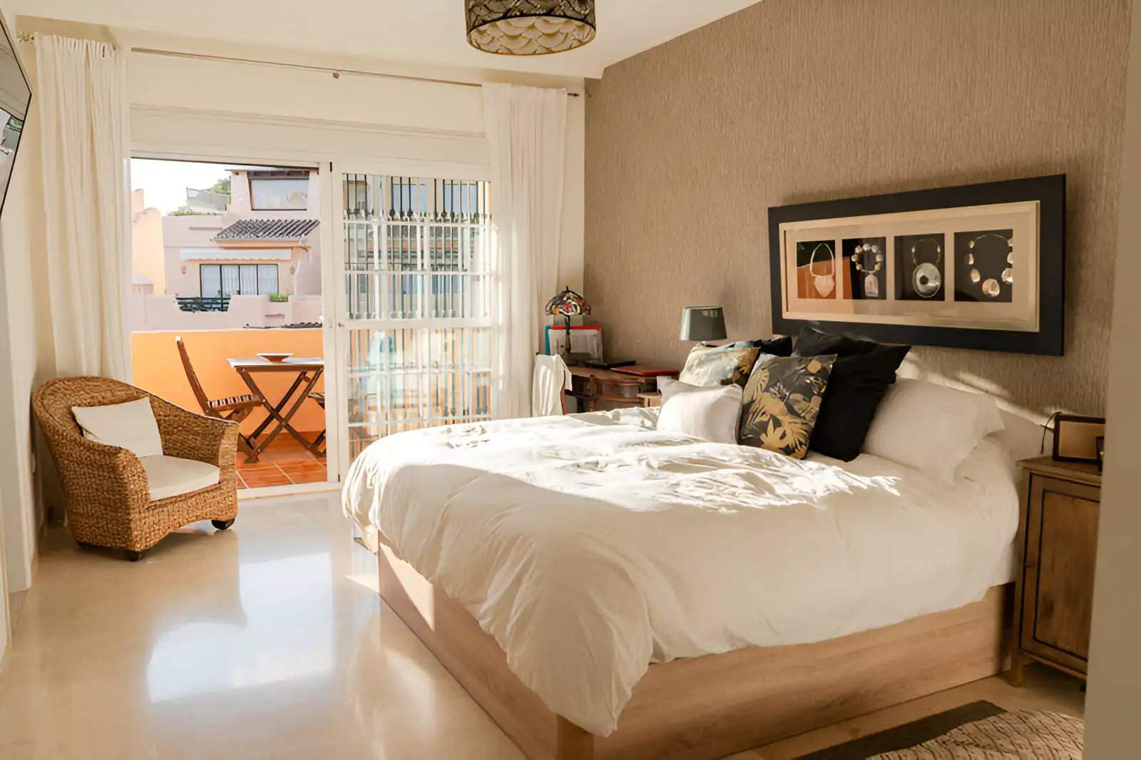 Habitación de Casa adosada en venta en Marbella con Aire acondicionado, Terraza y Piscina