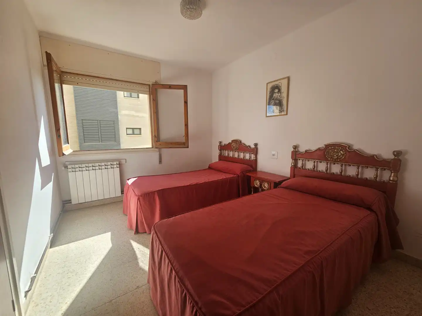 Habitación de Apartamento en venta en Torredembarra con Calefacción, Terraza y Amueblado