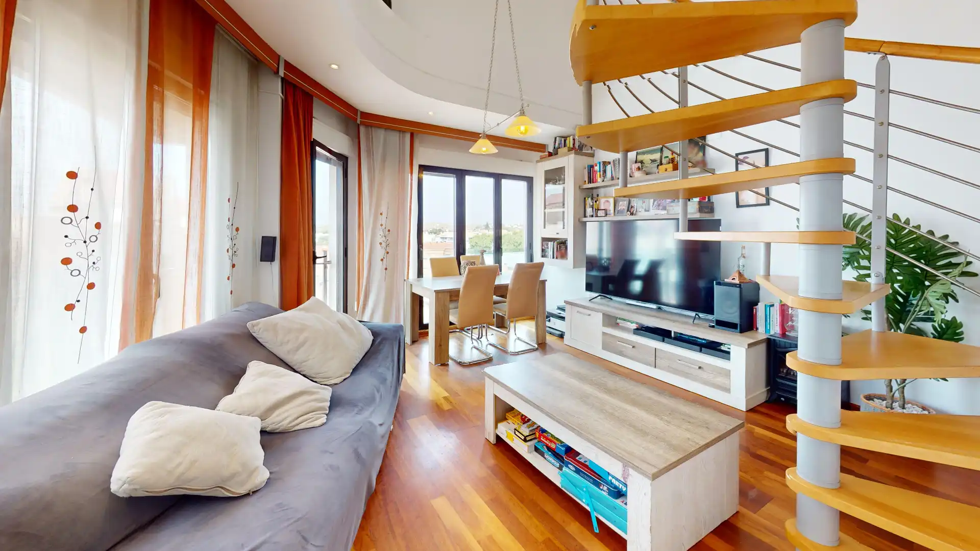 Sala de estar de Ático en venta en Sant Joan d'Alacant con Aire acondicionado, Parquet y Terraza