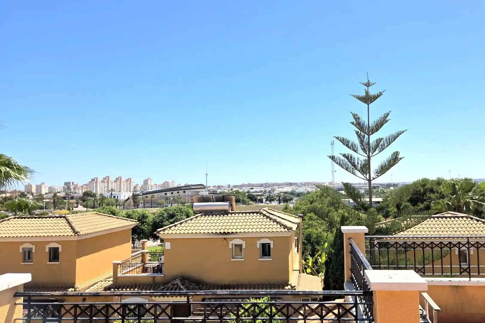 Reihenhaus mit Terrasse zum Verkauf in Calle C. Gotzone Mora 36, imagen 40