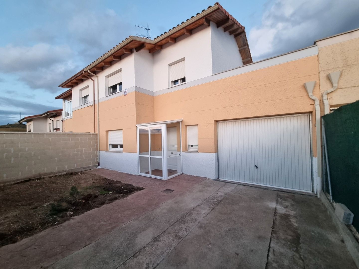 Exterior view of House or chalet for sale in Cardeñadijo  with Heating, Private garden and Parquet flooring