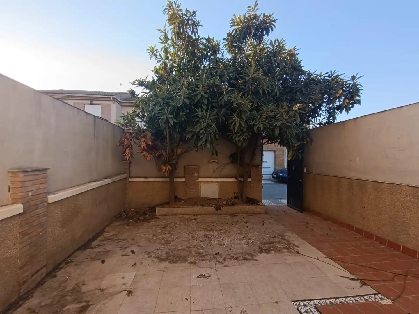 Aparcament de Casa o xalet en venda en Cijuela amb Jardí privat