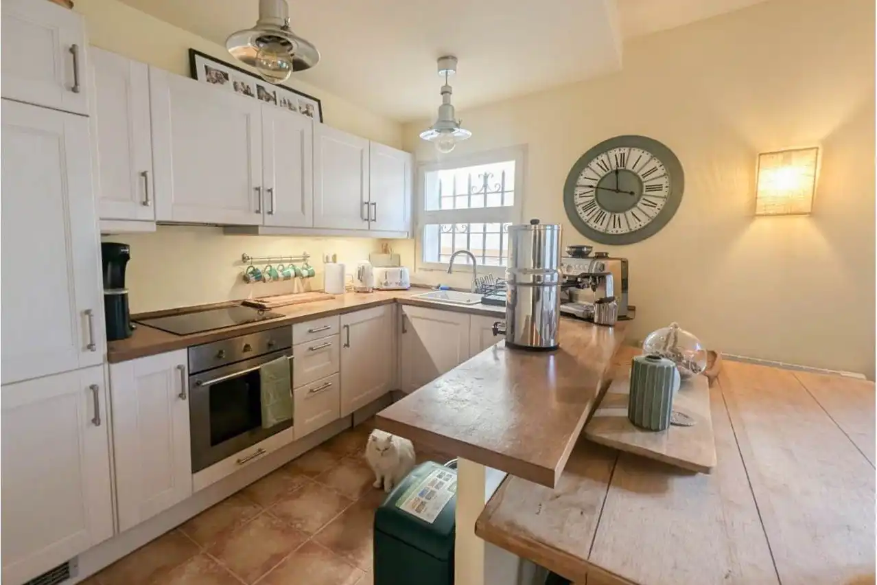 Küche von Wohnung zum Verkauf in Begur mit Terrasse