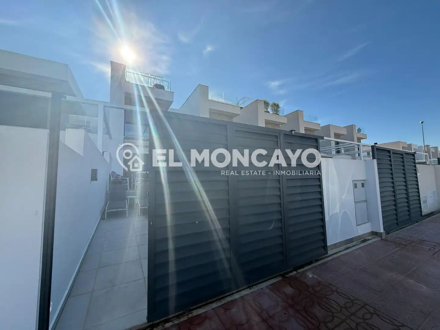 Vista exterior de Casa adosada en venta en Rojales con Aire acondicionado, Calefacción y Jardín privado