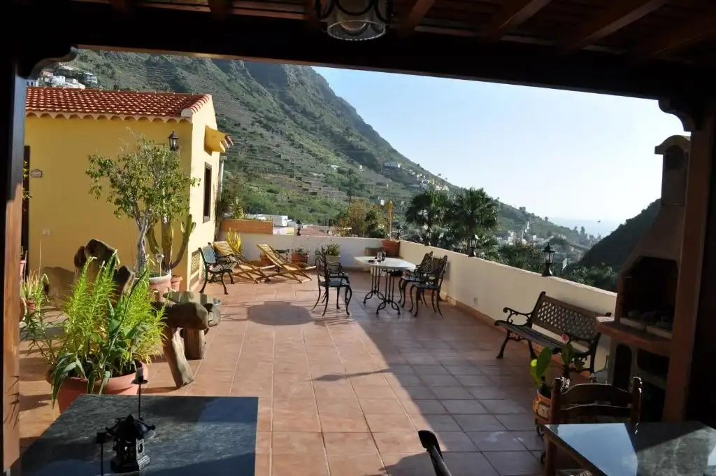 Terrace of Buildings for sale in Hermigua