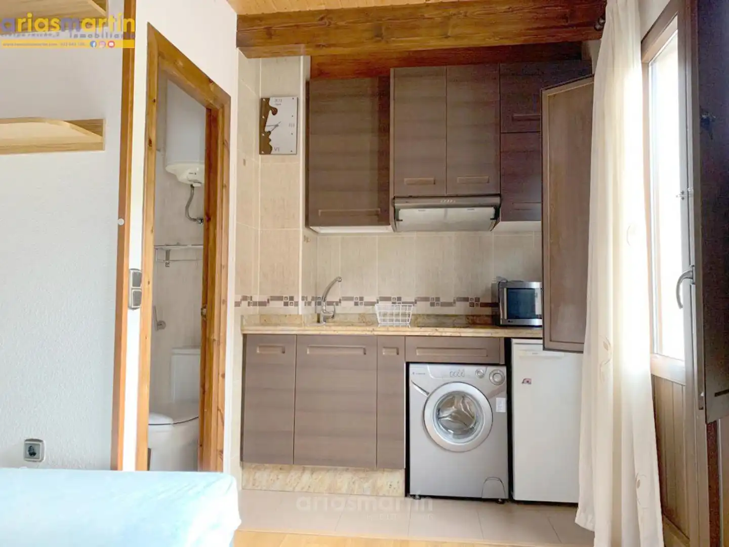 Kitchen of Flat for sale in Salamanca  with Air Conditioner, Heating and Furnished