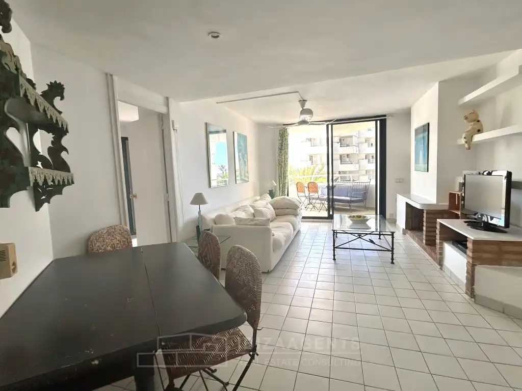 Mini appartamento con piscina in vendita a Marina Botafoc - Platja de Talamanca, imagen 4