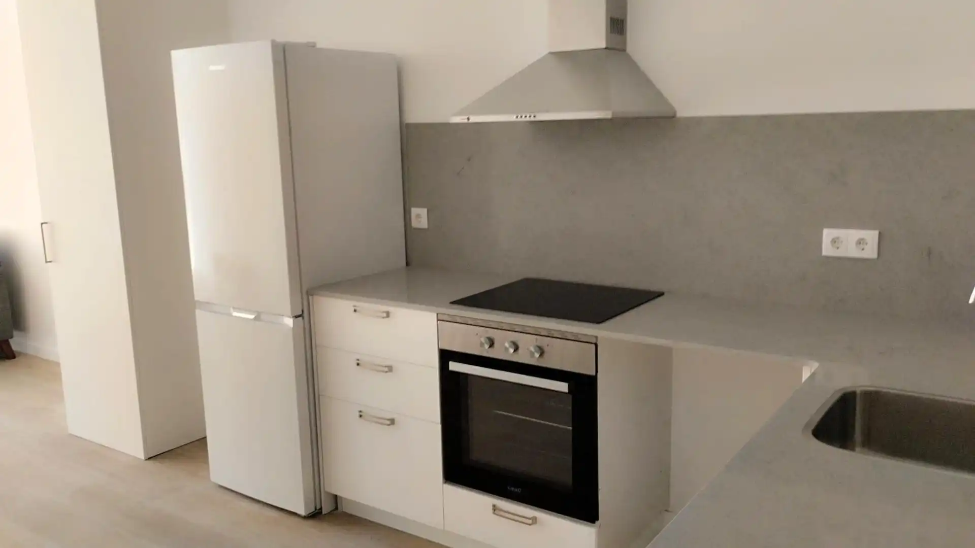 Cuina de Planta baixa en venda en Xirivella amb Aire condicionat, Terrassa i Moblat