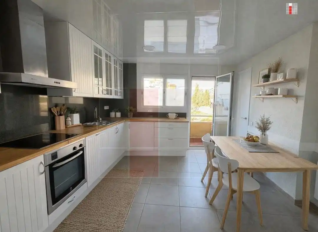 Cuina de Casa adosada en venda en Granollers amb Aire condicionat, Calefacció i Jardí privat