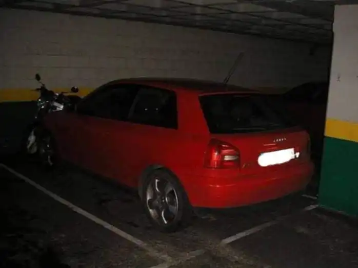 Parkplatz von Garage zur Miete in Gijón 
