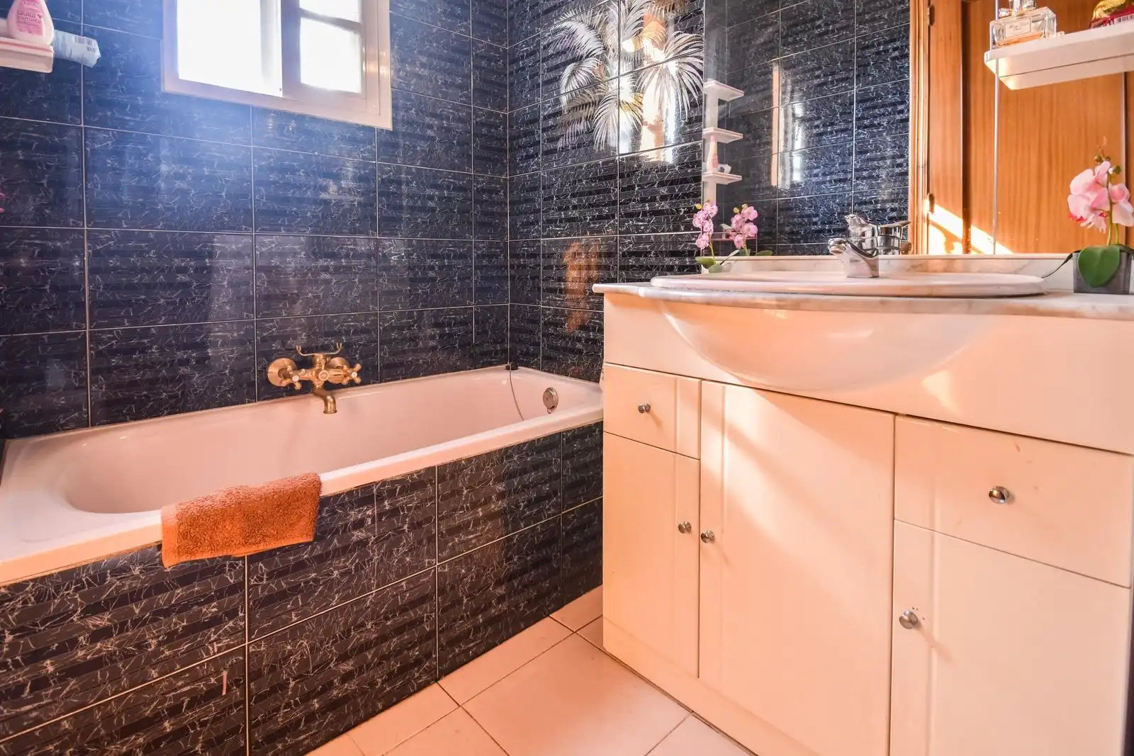 Baño de Edificio en venta en Mijas